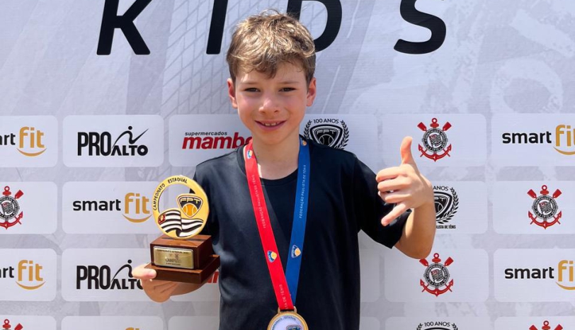 Tênis: Atletas são premiados em Campeonato Estadual Kids 2024