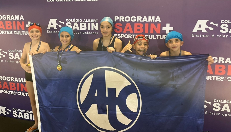 Natação: Alunos participam do Festival de Natação do Colégio Albert Sabin